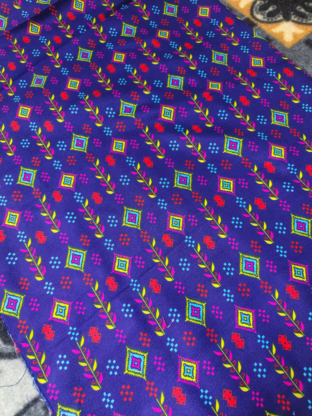 Ladies 2 Piece Un-Stitch Winter Suit Design 11